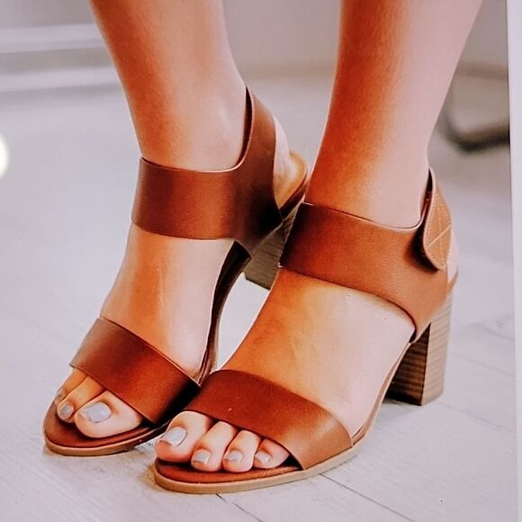 BRAND NEW HERSTYLE SL-MULYRA CHUNCKY HEEL SANDAL - Picture 16 of 16